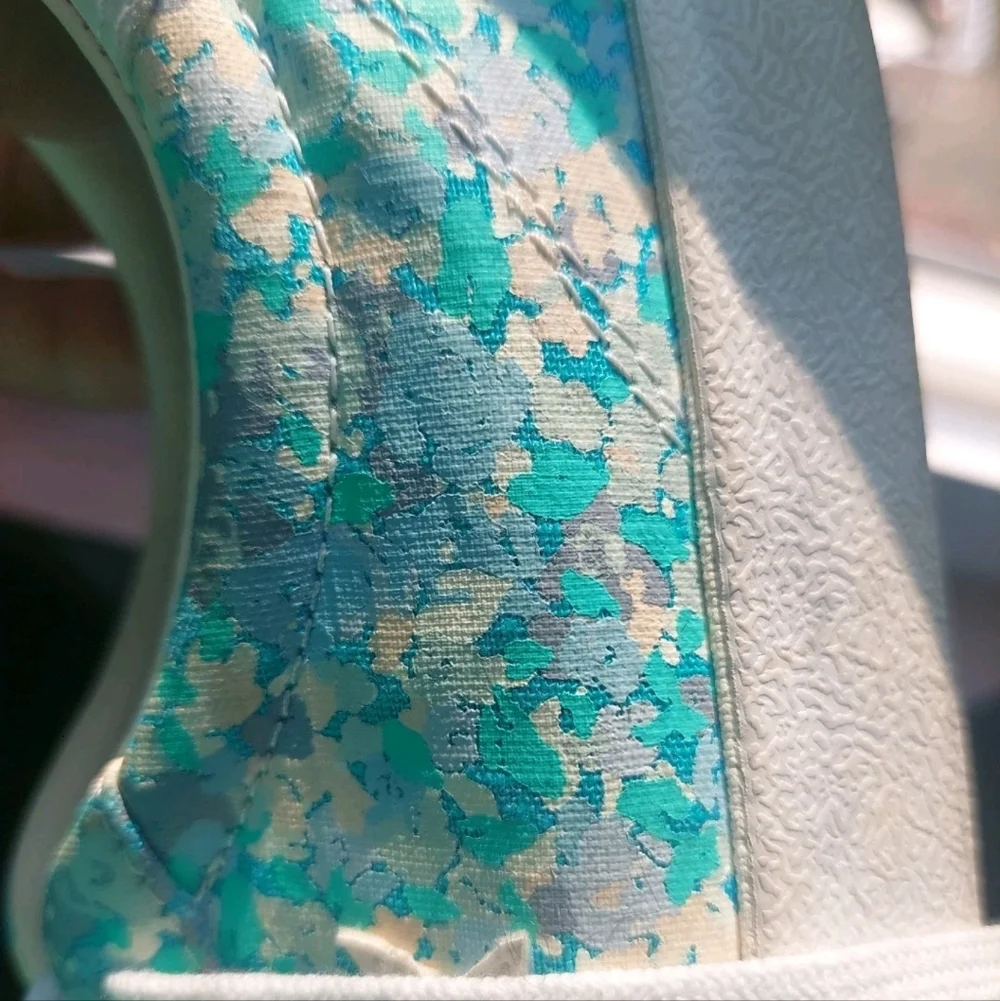 Converse All Star Paint Texture Floral sneakers women size 8 - Picture 6 of 8